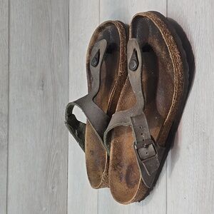 Birkenstock Women Gizeh T Strap Leather Sandals Shoes Sz 40/9